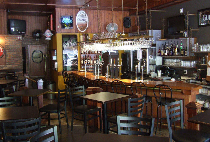 RestoPub Le Bouffon Restaurant StHyacinthe Tous les restaurants à