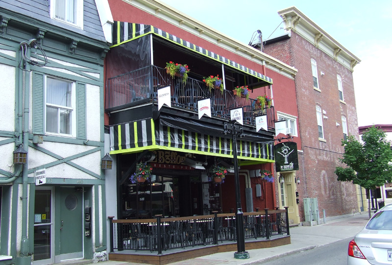 RestoPub Le Bouffon Restaurant StHyacinthe Tous les restaurants à